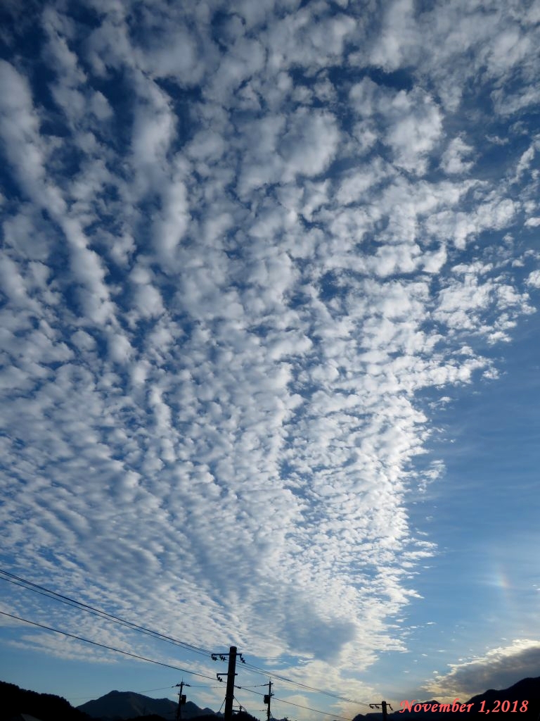 画像1（今朝の空）