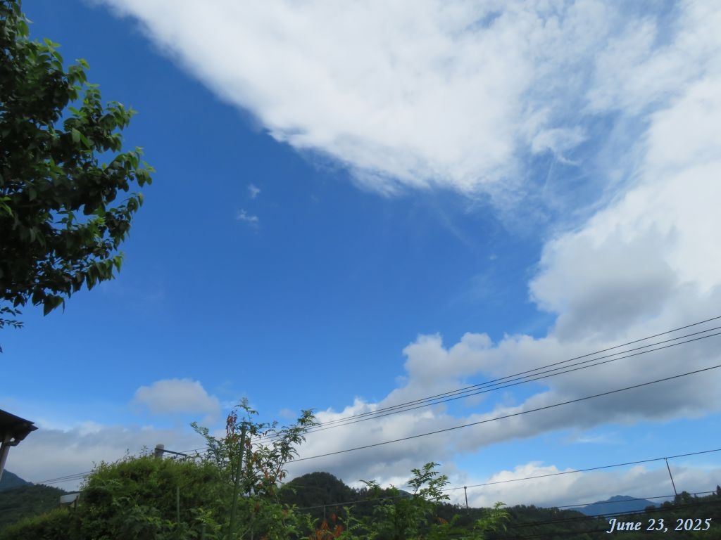 画像１（今朝の空）