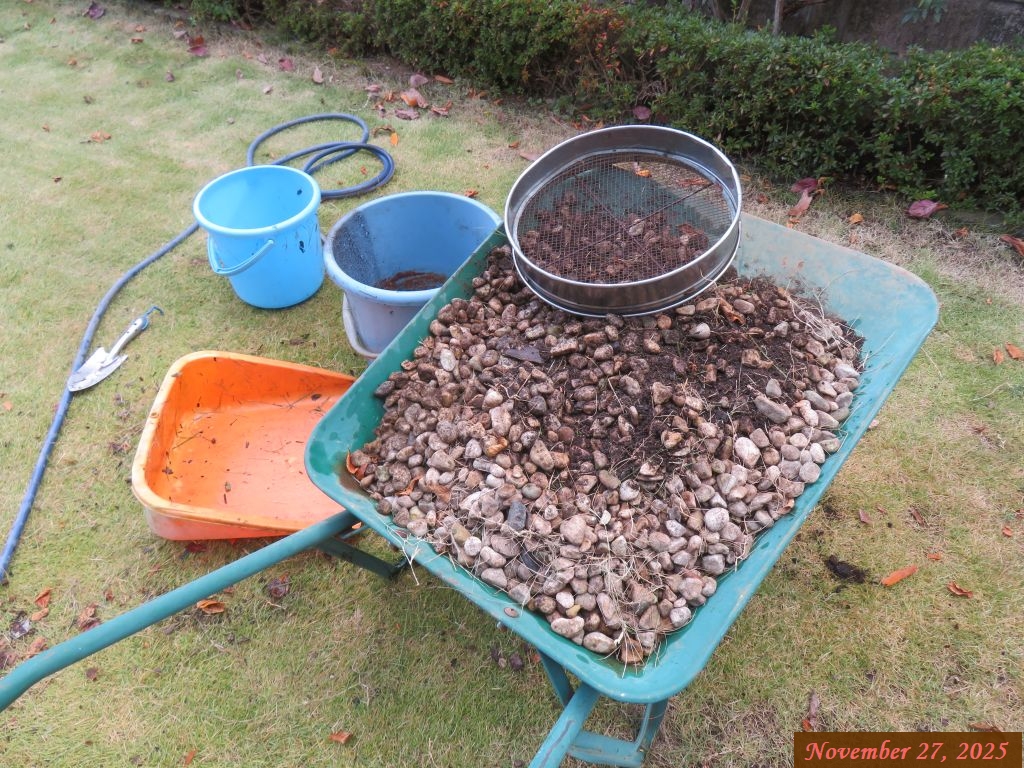 画像10(一輪車の玉砂利) 画像10(一輪車の玉砂利)